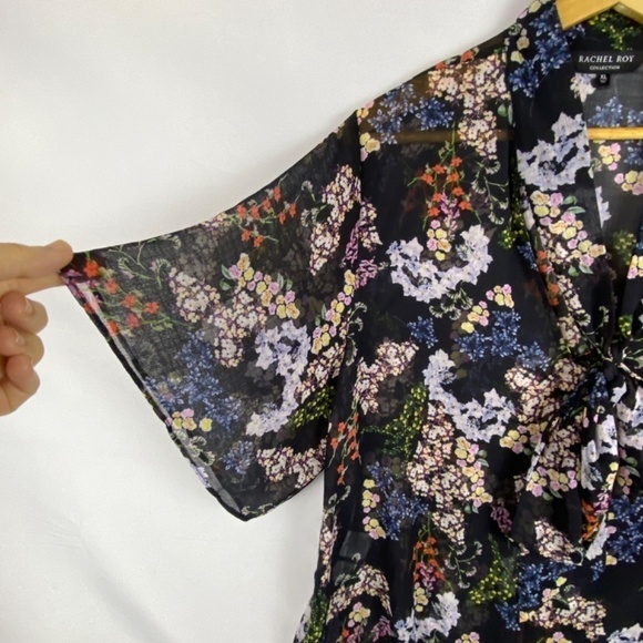 Rachel Roy Collection Women's Sz XL Black Floral Semi- Sheer Blouse Top Tie neck - Picture 2 of 9